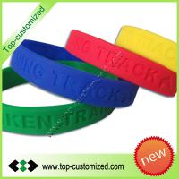 Large picture Fashion debossed silicone bracelet