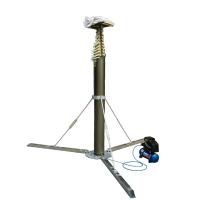 Large picture light tower mounting antenna telescopic mast