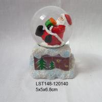Large picture Christmas santa claus snow globe