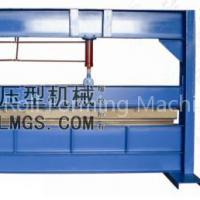 Metal roll forming machine